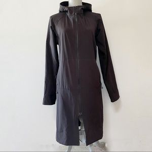 Lululemon Apres Yoga rain jacket in black